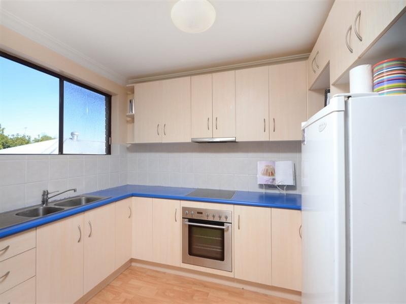 6/10 Knowsley Street, Greenslopes QLD 4120