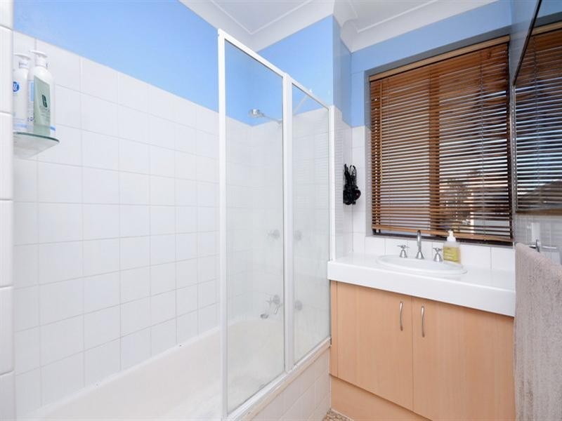 6/10 Knowsley Street, Greenslopes QLD 4120