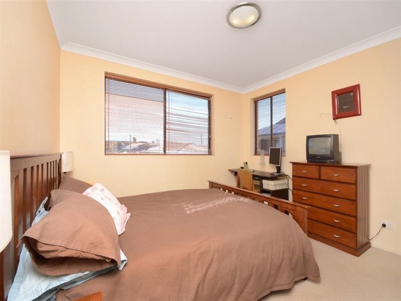 6/10 Knowsley Street, Greenslopes QLD 4120