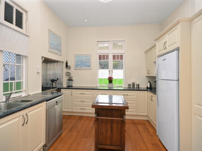 21 Bundah Street, Camp Hill QLD 4152