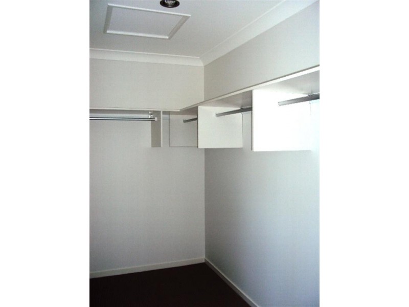 4/99 Adelaide Street, Carina QLD 4152