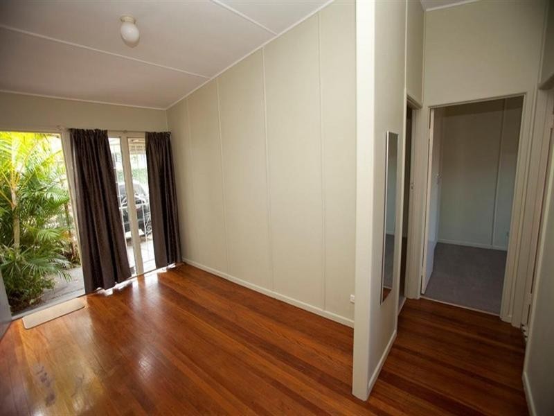 2/1 Thelma Street, Mount Gravatt East QLD 4122