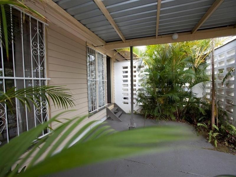 2/1 Thelma Street, Mount Gravatt East QLD 4122