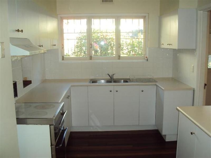 45 Coonara Street, Holland Park QLD 4121