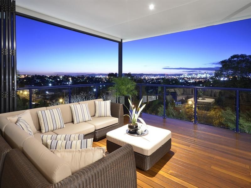 11 Buena Vista Avenue, Coorparoo QLD 4151