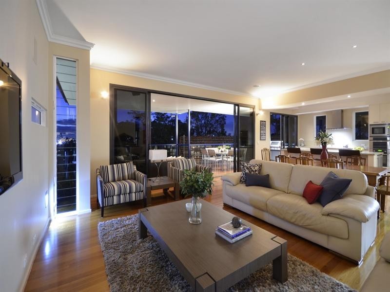 11 Buena Vista Avenue, Coorparoo QLD 4151