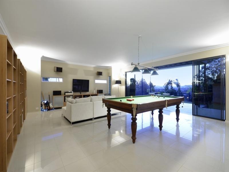 11 Buena Vista Avenue, Coorparoo QLD 4151