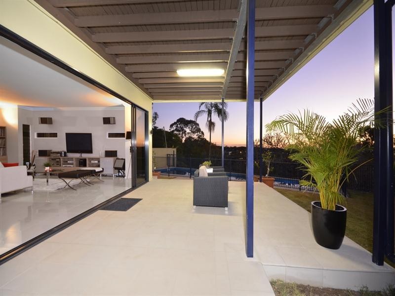 11 Buena Vista Avenue, Coorparoo QLD 4151