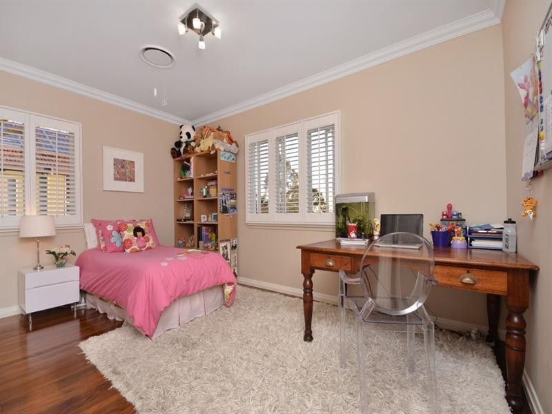 11 Buena Vista Avenue, Coorparoo QLD 4151