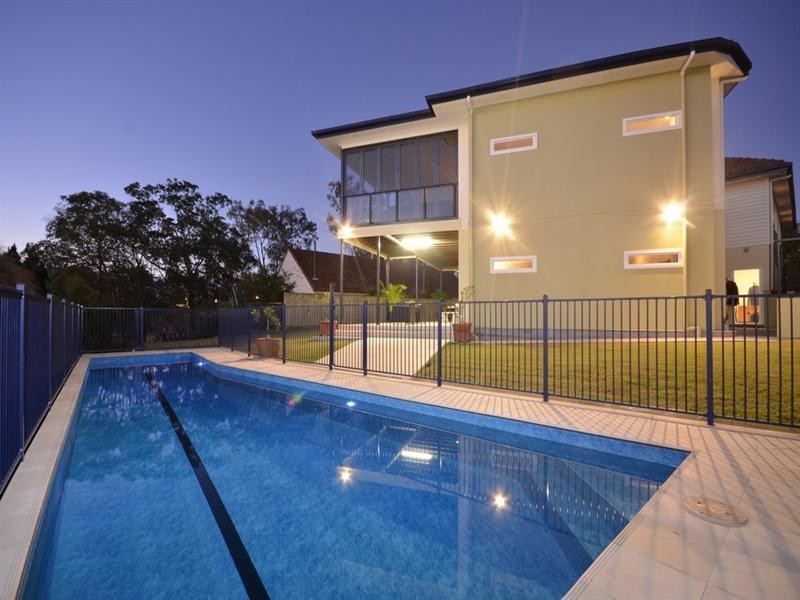 11 Buena Vista Avenue, Coorparoo QLD 4151