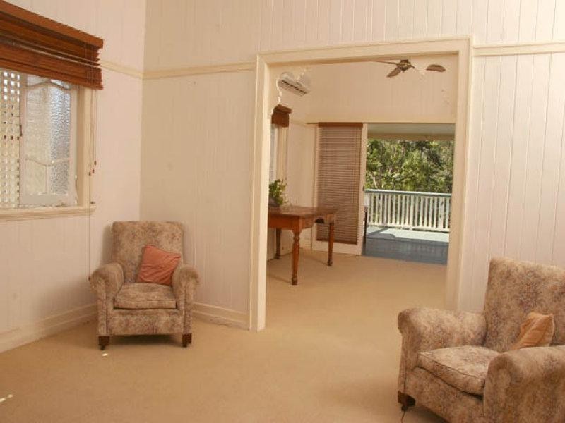 12 Mars Street, Coorparoo QLD 4151