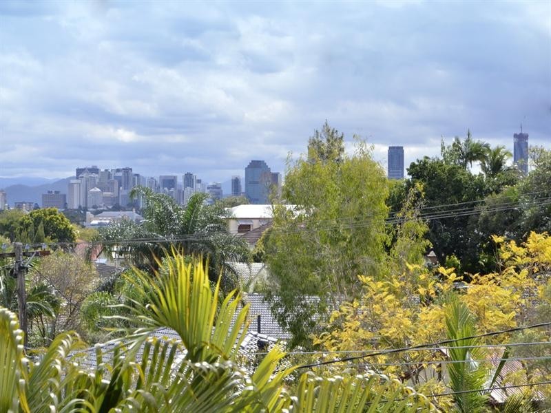 57 Greens Road, Coorparoo QLD 4151