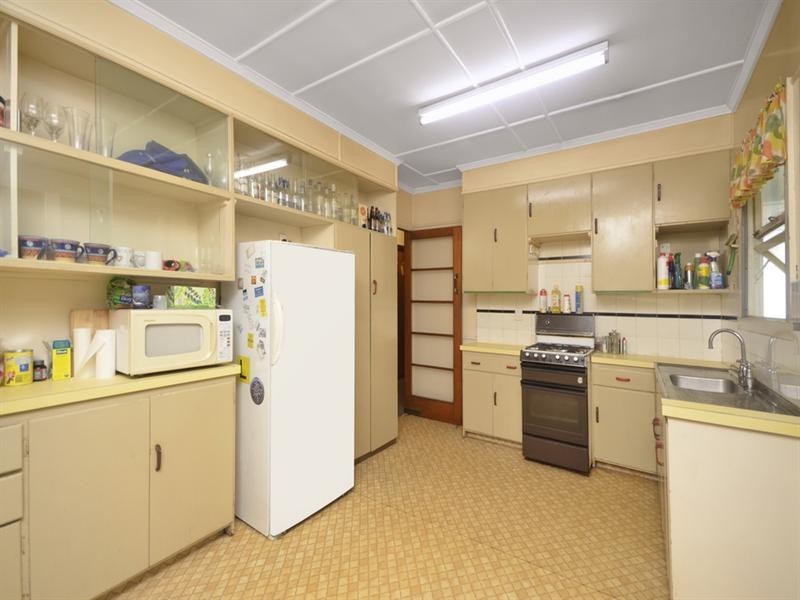 57 Greens Road, Coorparoo QLD 4151