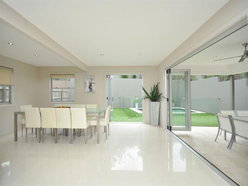 213 Ferguson Road, Seven Hills QLD 4170