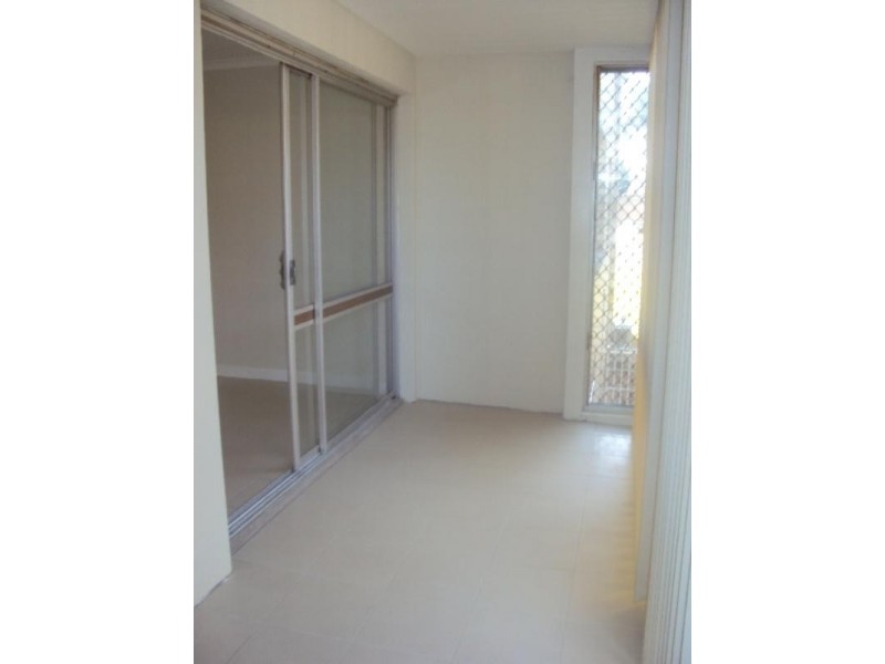 2/19 Woodhill Avenue, Coorparoo QLD 4151