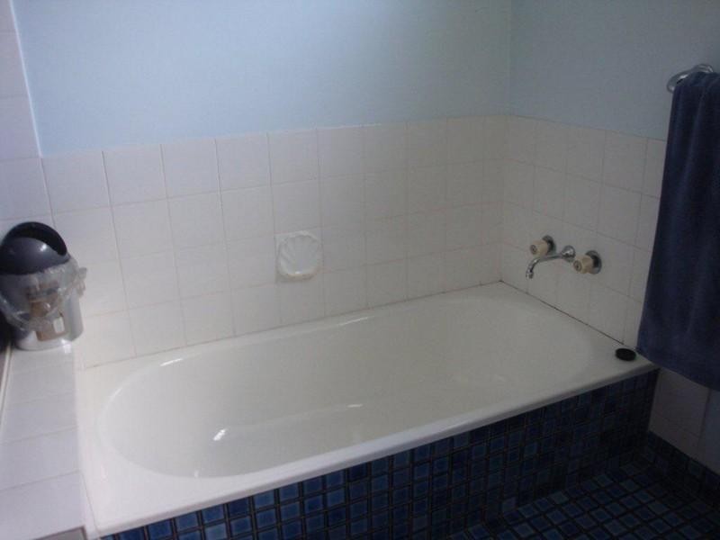 2/16 McLay Street, Coorparoo QLD 4151