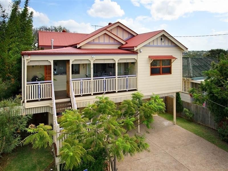 70 Nicholson Street, Greenslopes QLD 4120