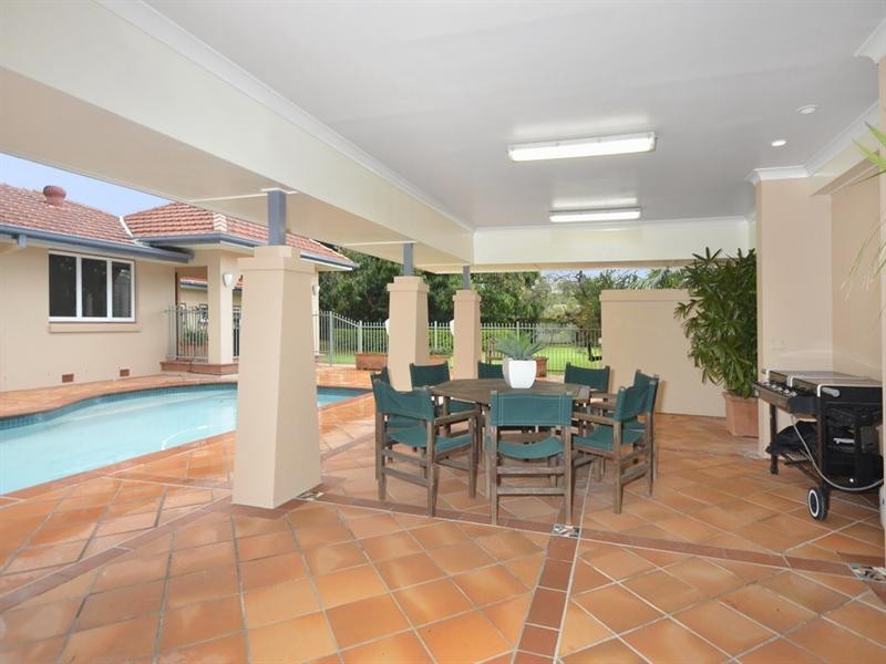 708 Musgrave Road, Robertson QLD 4109