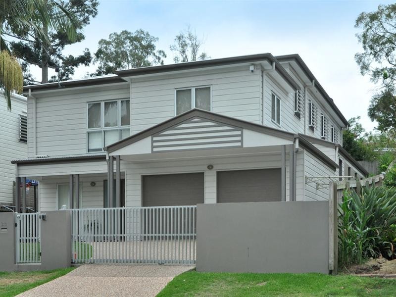 213 Ferguson Road, Norman Park QLD 4170