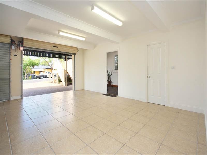 70 Nicholson Street, Greenslopes QLD 4120