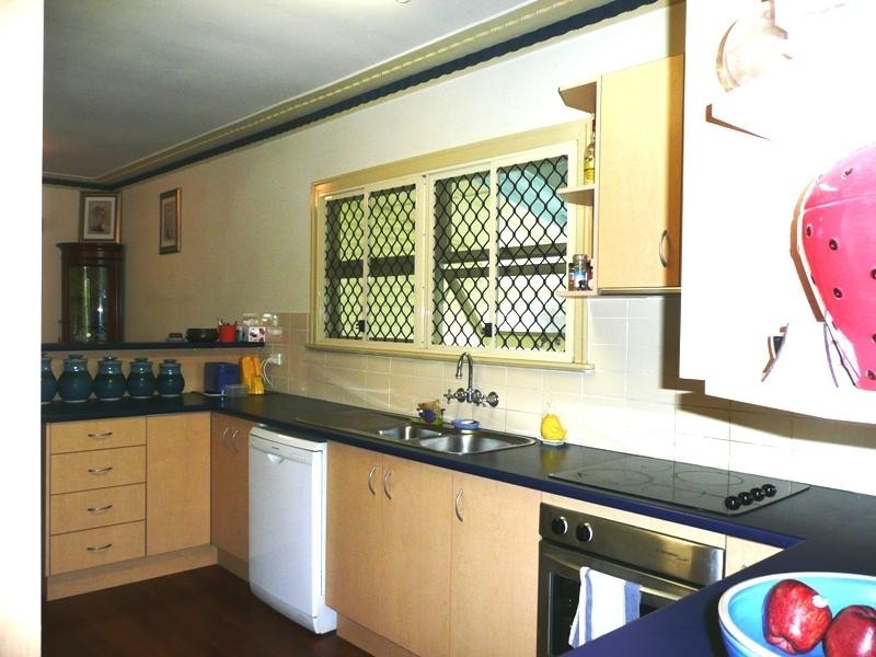 67 Canopus Street, Coorparoo QLD 4151