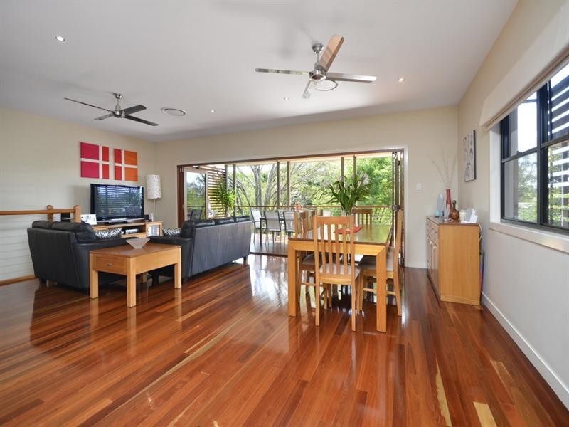 40 Meridian Street, Coorparoo QLD 4151