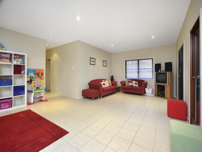 40 Meridian Street, Coorparoo QLD 4151