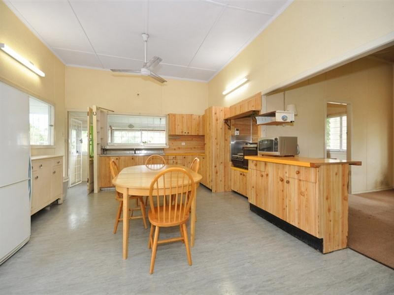 25 Galway Street, Greenslopes QLD 4120