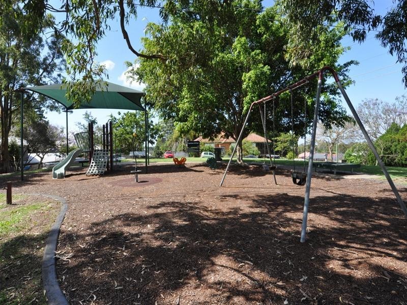 38B Appia Avenue, Norman Park QLD 4170