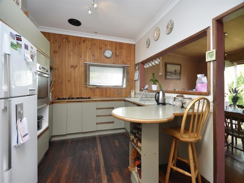 7 Daly Street, Camp Hill QLD 4152