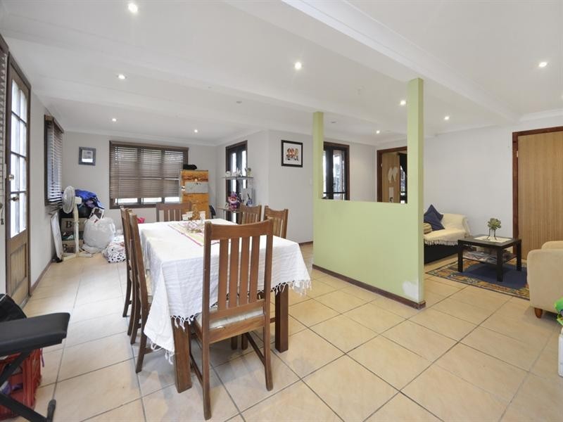 7 Daly Street, Camp Hill QLD 4152