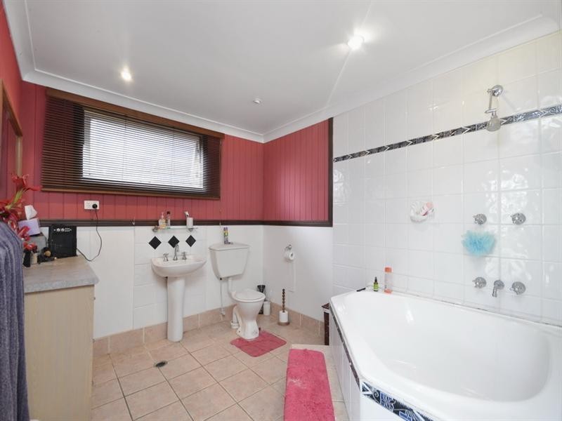 7 Daly Street, Camp Hill QLD 4152