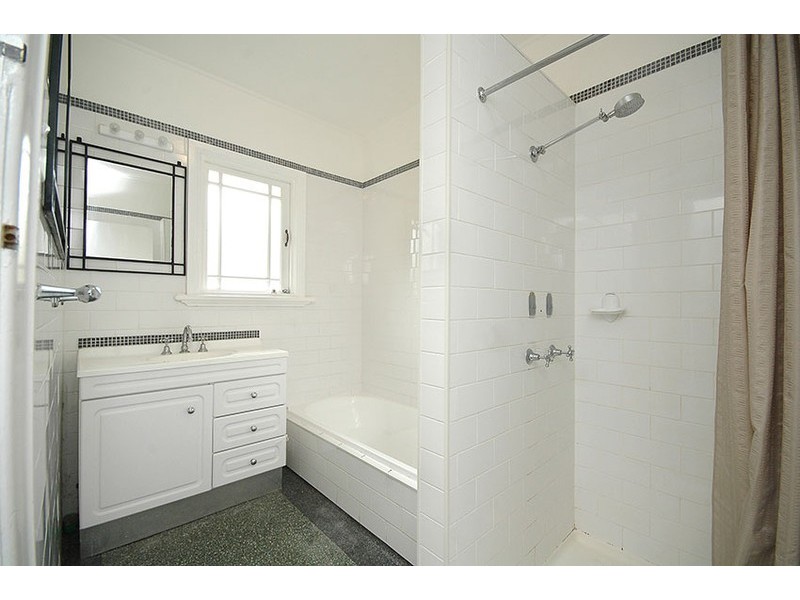 45 Greens Road, Coorparoo QLD 4151