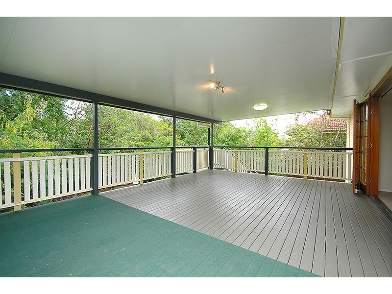 45 Greens Road, Coorparoo QLD 4151