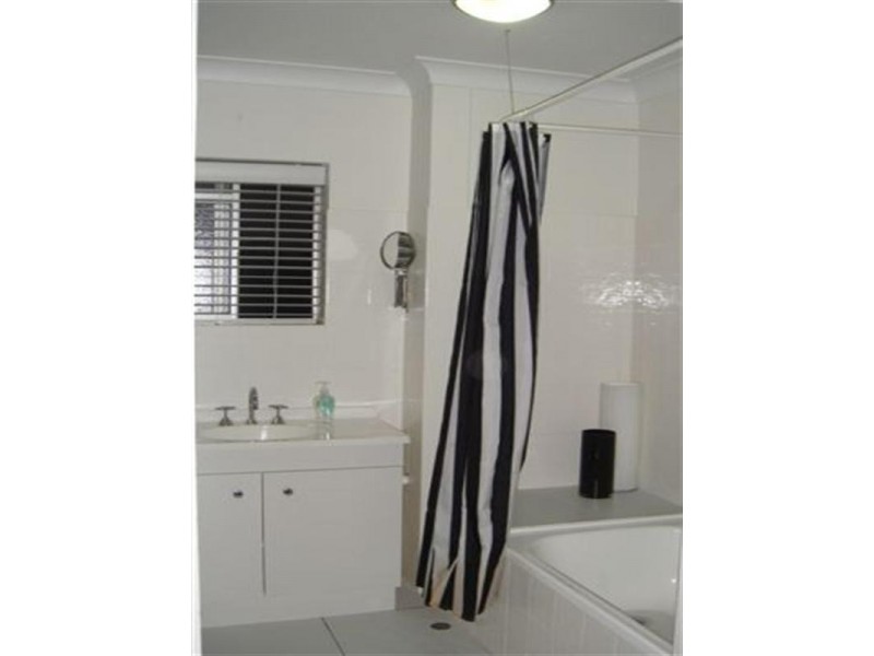 5/76 Kitchener Street, Coorparoo QLD 4151