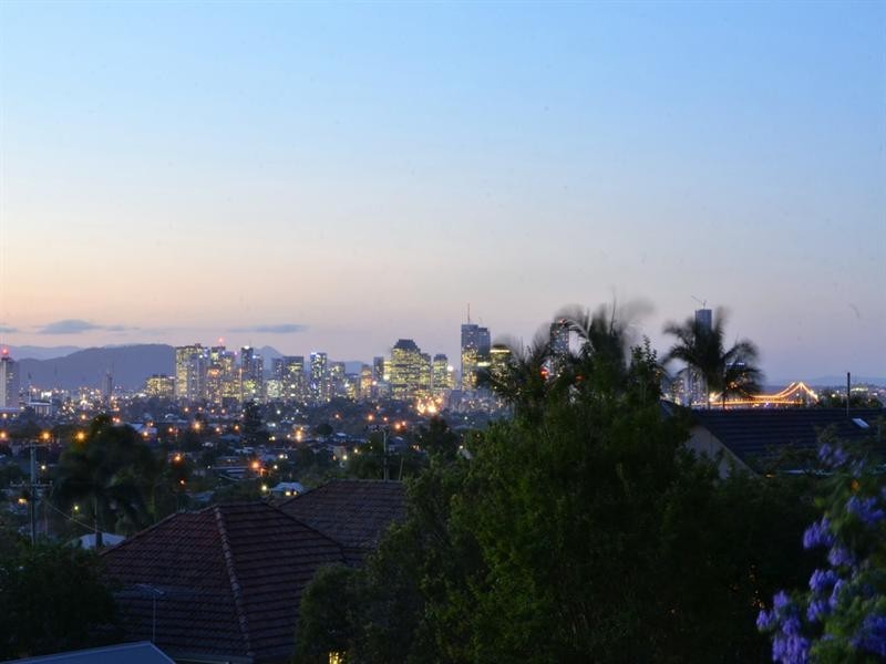 40 Crucis Street, Coorparoo QLD 4151