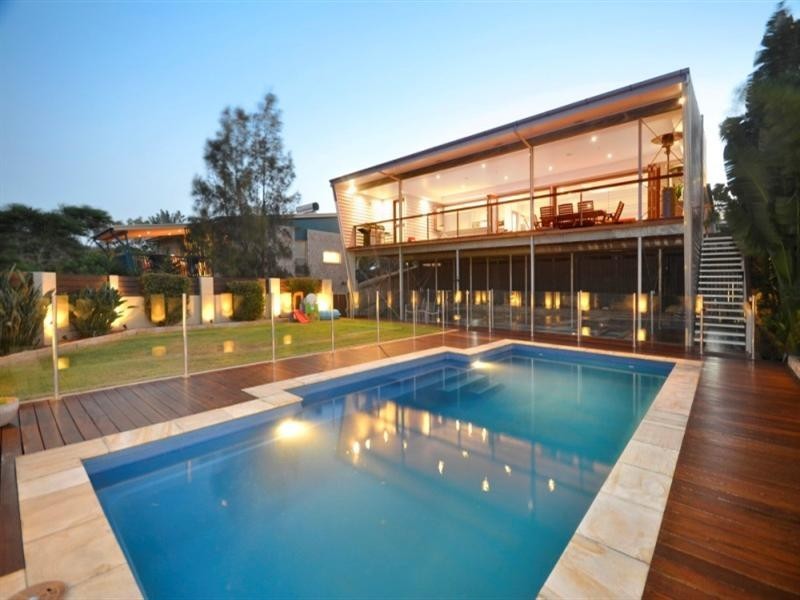 144 Sapphire Street, Holland Park QLD 4121