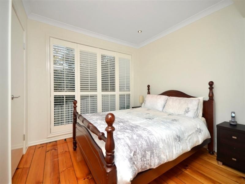 144 Sapphire Street, Holland Park QLD 4121