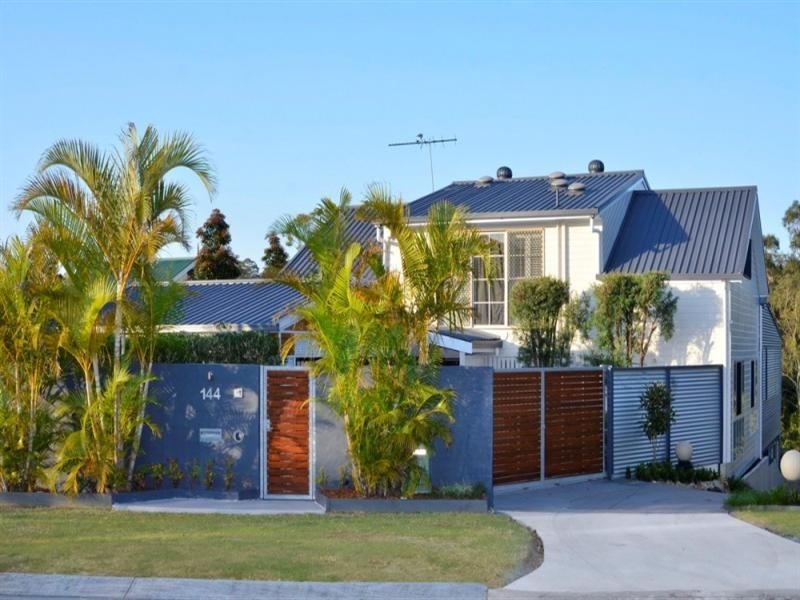 144 Sapphire Street, Holland Park QLD 4121