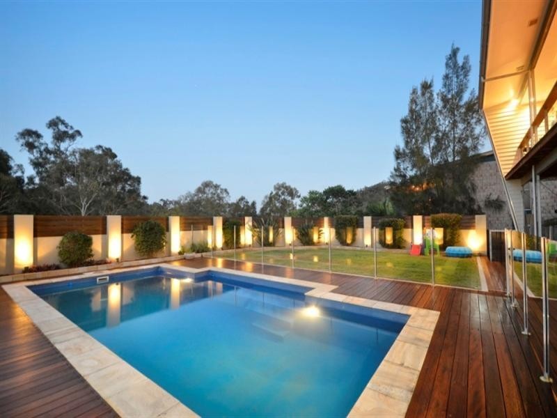 144 Sapphire Street, Holland Park QLD 4121