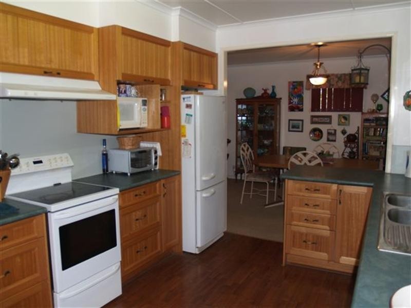 37 Burchell Street, Carina QLD 4152