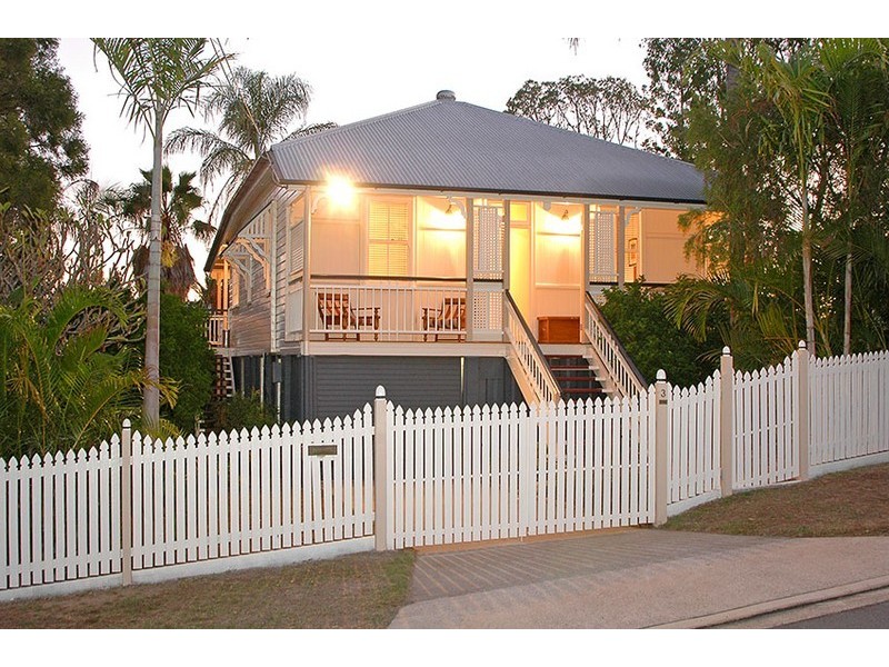 3 Longfellow Street, Norman Park QLD 4170