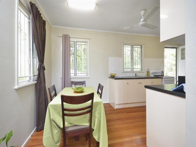 26 Miawela Street, Seven Hills QLD 4170