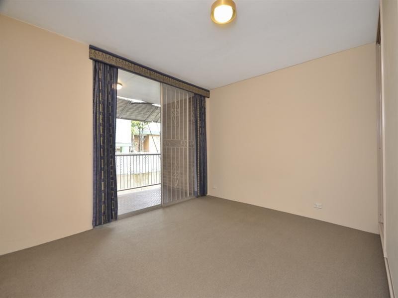 2/67 McLay Street, Coorparoo QLD 4151