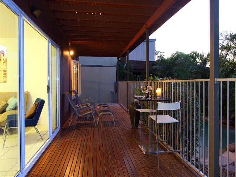 10 Dagmar Street, Holland Park West QLD 4121