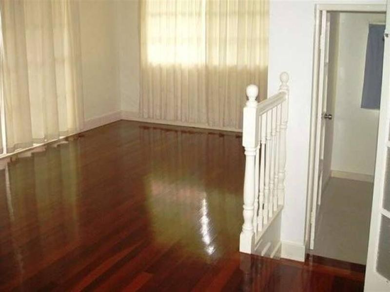 7 Stodart Street, Coorparoo QLD 4151