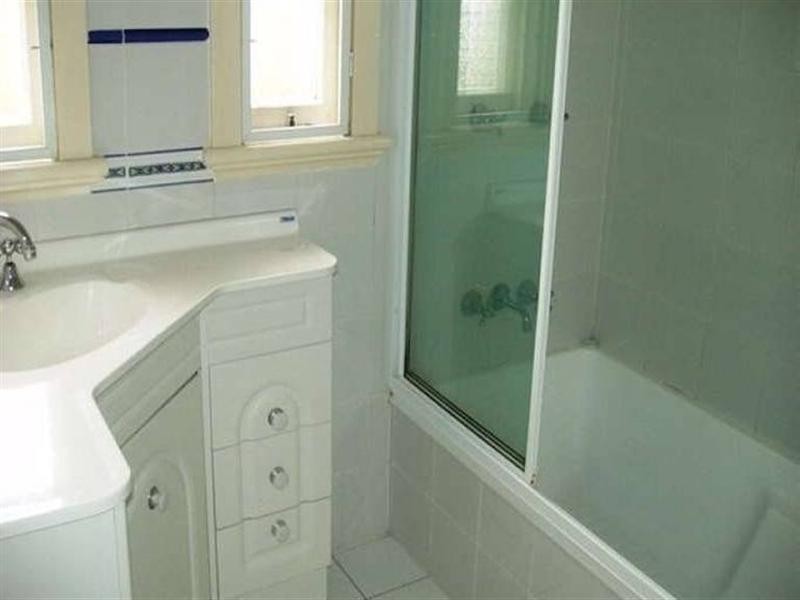 7 Stodart Street, Coorparoo QLD 4151