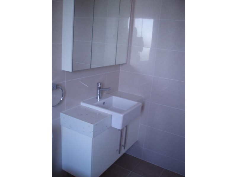 39 Barnes Avenue, Coorparoo QLD 4151