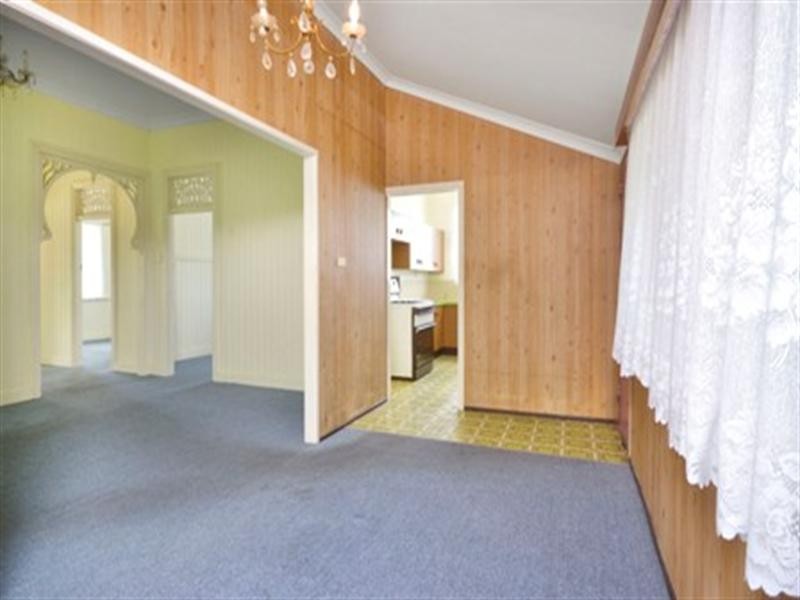 49 Bunya Street, Greenslopes QLD 4120