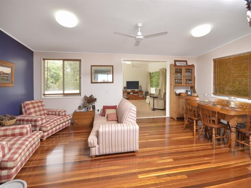 28 Banbury Street, Carina QLD 4152